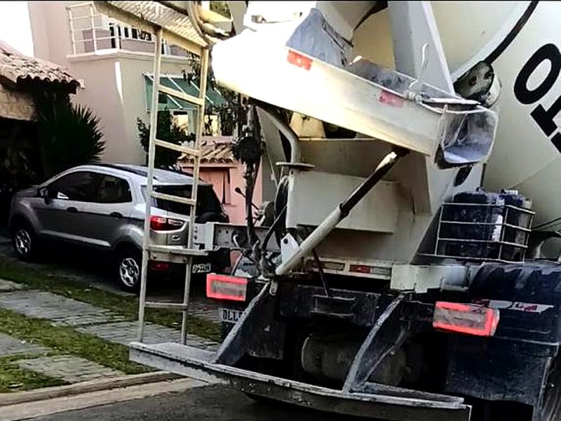 Bomba de concreto em operação